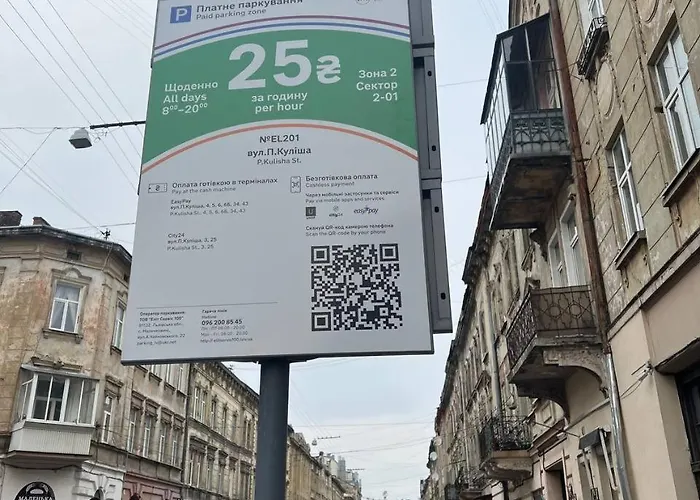 комфортна затишна в центрі біля оперного театру з балконом, світла в центрі львова, подобова оренда центр Апартаменти